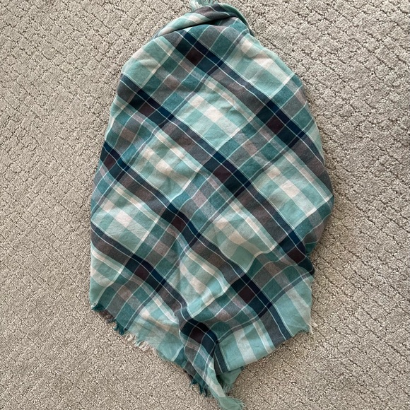 Ralph Lauren Teal Plaid Large Soft Fringe Scarf - Picture 10 of 14